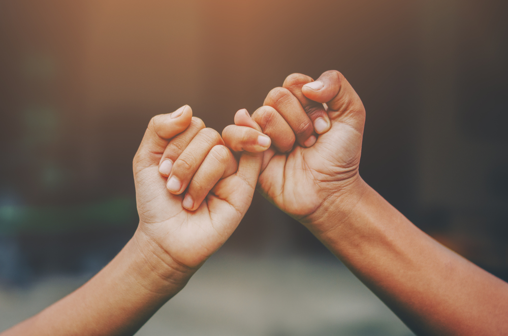 Hand,To,Pinky,Swear,happy,Couple,Or,Friendship,Holding,Hands,Together